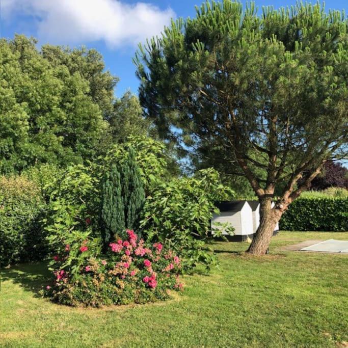Maison Vendeenne A 5 Min Du Bord De Mer Saint-Hilaire-la-Forêt Exteriör bild